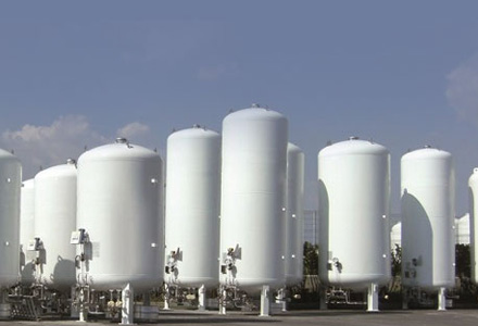 Vertical Cryogenic Tanks for LOX, LIN, and LAr
